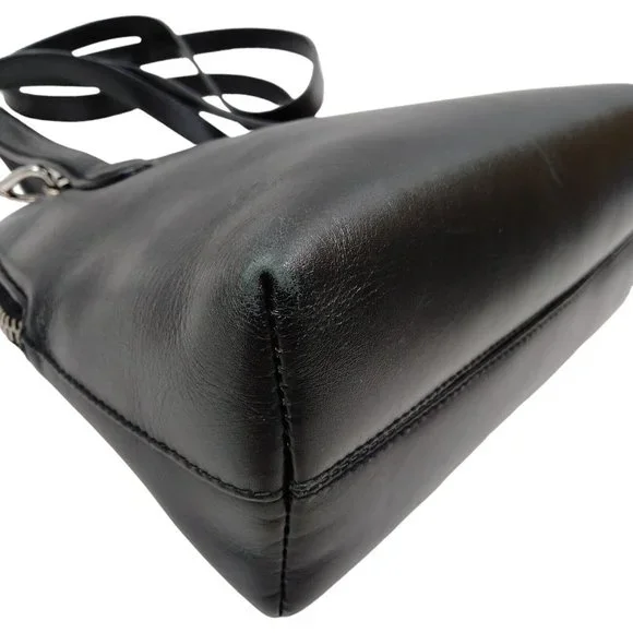 Salvatore Ferragamo Vintage Small Crossbody Bag Black Leather. - Picture 4 of 12